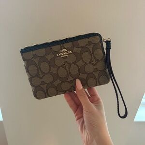 Coach Wristlet Wallet